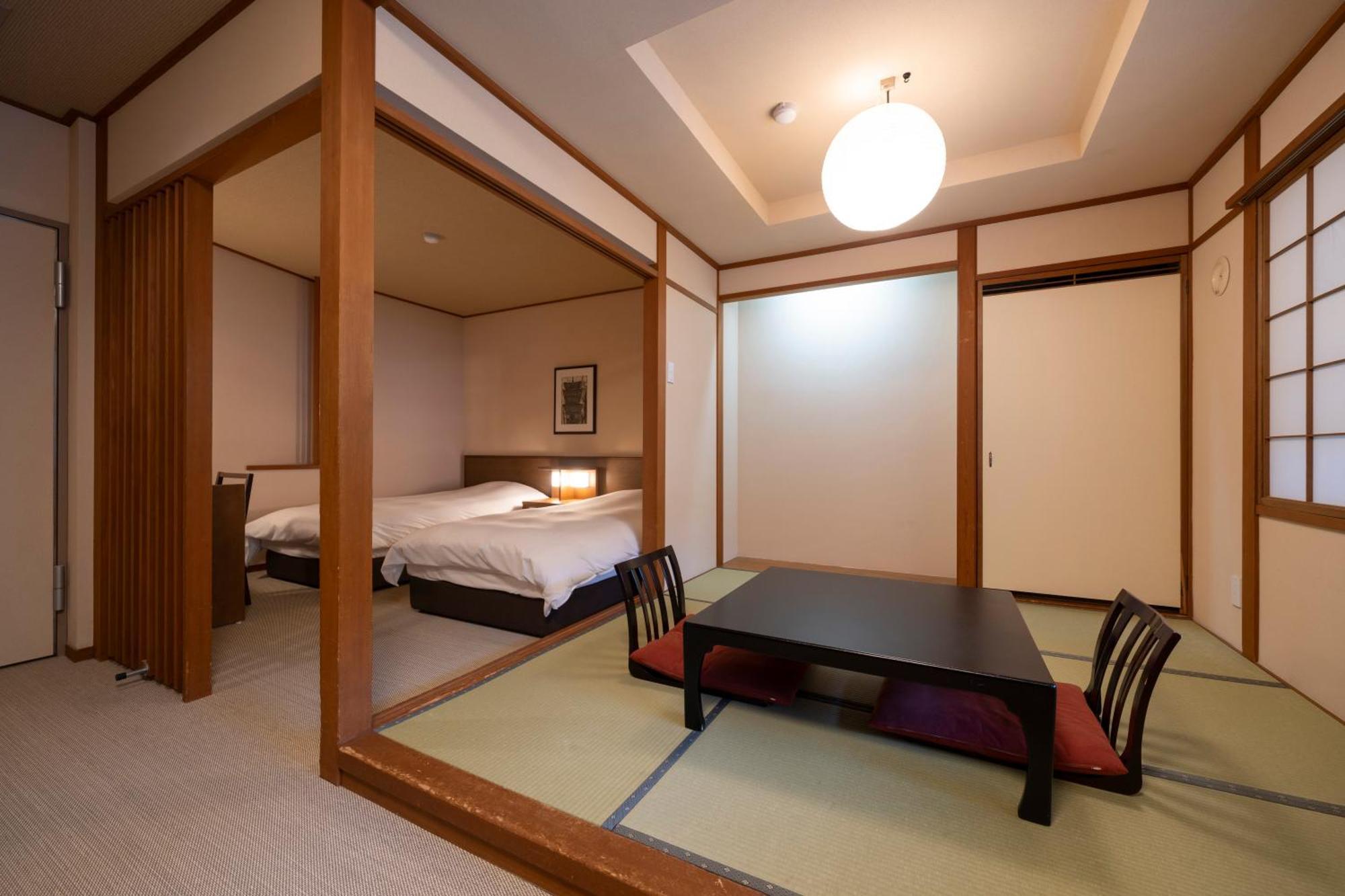 Hirayukan Takayama  Bagian luar foto